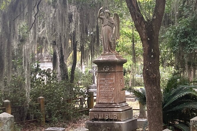 1-Hour Bonaventure Cemetery Golf Cart Guided Tour in Savannah - Weather, timing, and how to plan for the day