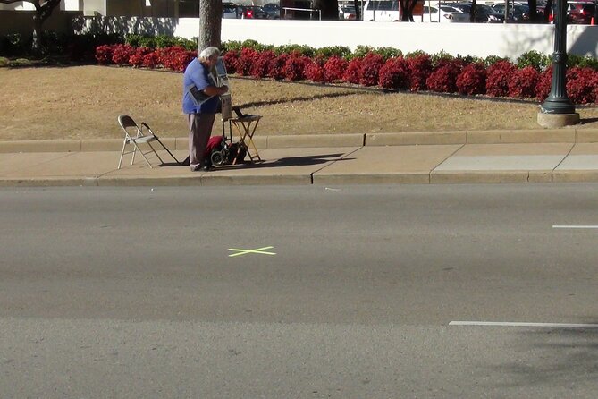 1-Hour JFK Assassination Walking Tour - Who should book this tour, and who should skip it