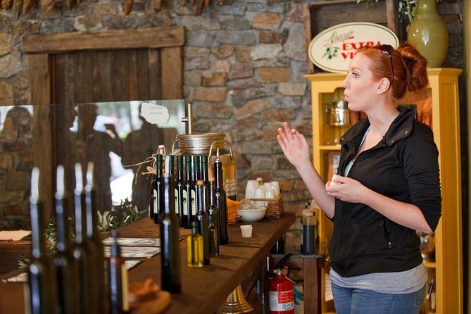 #1 Sonoma Walking Food, Wine Tasting & History Tour (Public Tour) - Price and value: why $189 can make sense here