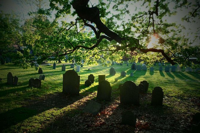 2.5-Hour Salem History & Sightseeing Guided Walking Tour - Starting at 190 Essex St, then turning the city into a story