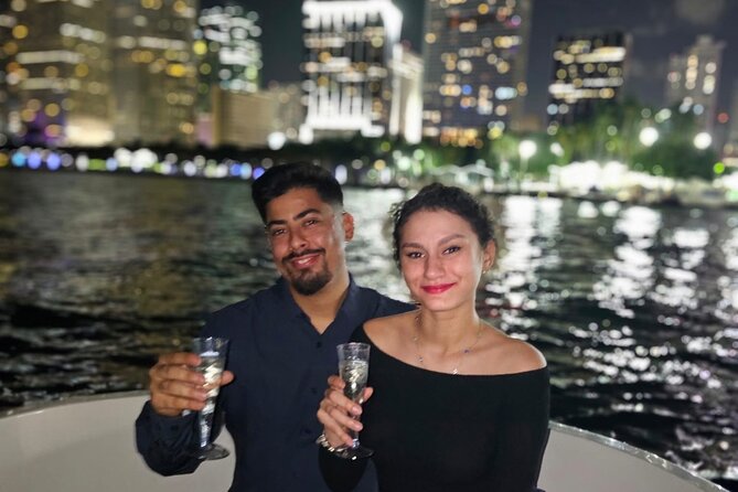 2 hrs Miami Private Boat Tour with Cooler, Ice, Bluetooth Stereo - Bluetooth, a cooler, and bringing your own vibe on board