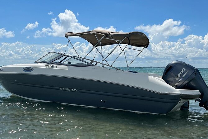 24 Ft Miami Bay: Private Boat, Gas Included , 6 people, Captained - The Stingray 24 Experience: Power, Speed, and Real-World Comfort