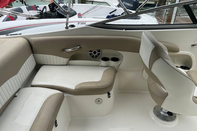 24 Ft Miami Bay: Private Boat, Gas Included , 6 people, Captained - Your 2 to 8 Hour Game Plan: Timing That Actually Feels Manageable