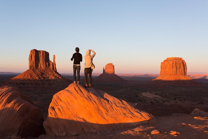 3-Day Tour: Zion, Bryce Canyon, Monument Valley and Grand Canyon - Antelope Canyon add-on and the Navajo Jeep tour in Monument Valley