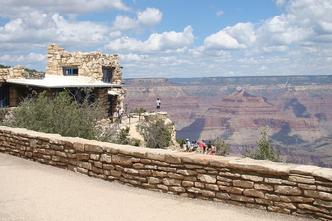 3 Hour Back-Road Safari to Grand Canyon with Entrance Gate By-Pass at 9:30 am - South Rim walking tour: 1.5 hours of real perspective