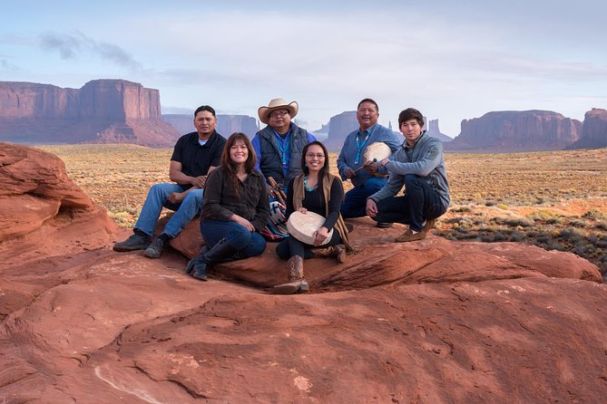 3 Hour Monument Valley Tour - The Mitten Buttes and John Ford’s Point stops