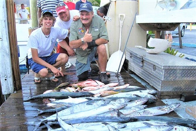 4-Hour Day or Night-Time Reef Bottom Fishing Charter in Fort Lauderdale - Where You Fish: Reefs, Wrecks, and Multiple Spots