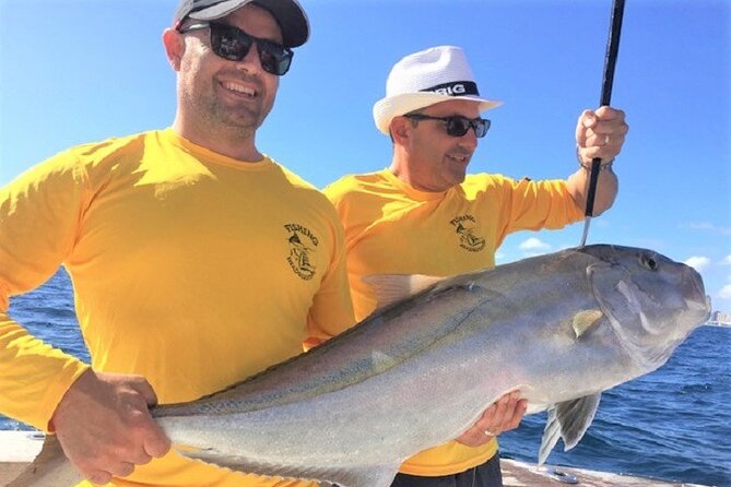 4-Hour Day or Night-Time Reef Bottom Fishing Charter in Fort Lauderdale - Night Trips: Beautiful Views, Different Rhythm, More Chance to Bring Dramamine