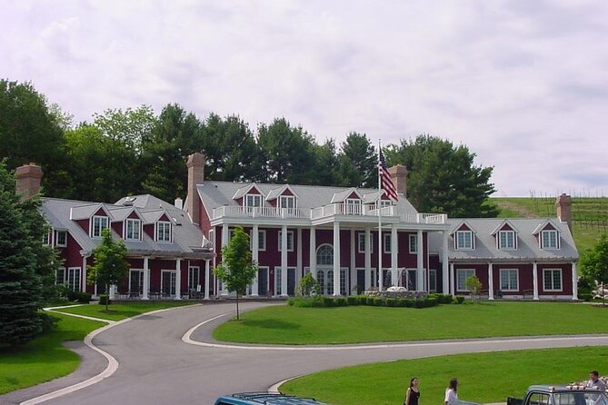 5-Hour Traverse City Wine Tour: 3 Wineries on Leelanau Peninsula - The vibe: an afternoon wine tour that fits dinner