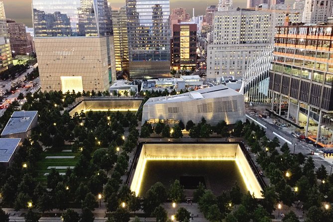 9/11 Memorial, Ground Zero Tour with Optional 9/11 Museum Ticket - Oculus World Trade Center: renewal as the first lesson
