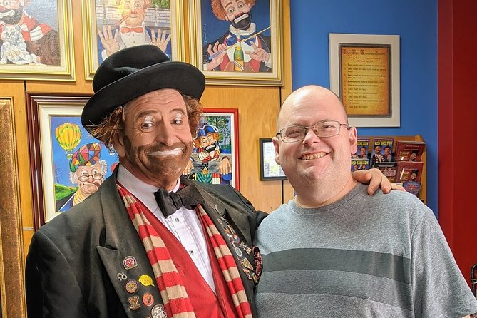 Admission Ticket: Brian Hoffman's Remembering Red - A Tribute to Red Skelton - Arriving Early: Memorabilia, Artwork, and the 30-Minute Pre-Show
