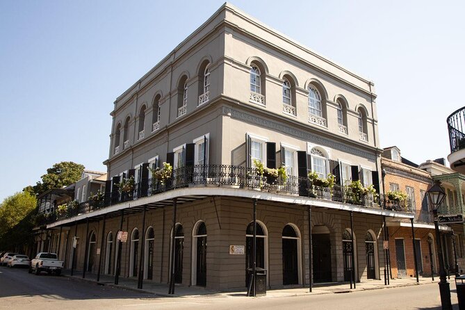 Adults Only Haunted Pub Crawl in New Orleans - Quick hits before you go