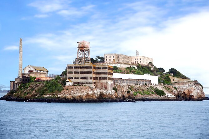 Alcatraz Visit with Night Option and SF Bay Cruise - A 2-in-1 Day: Alcatraz Cells and Golden Gate Bridge Views