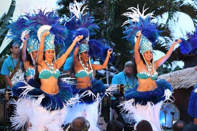 Aloha Kai Luau - Timing Matters: Check In, Lei Greeting, and Pre-Show Culture