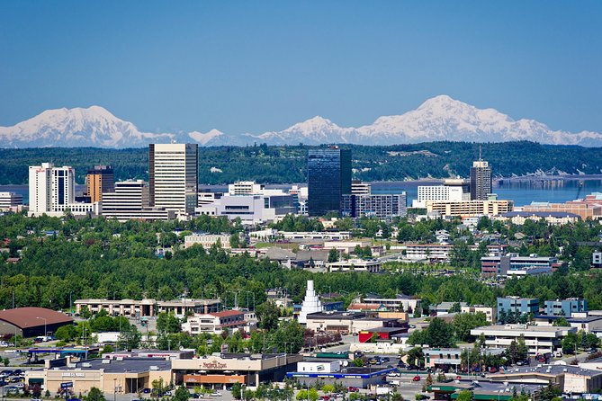 Anchorage City Tour w/ Taste of Wild Smoked Salmon & Reindeer Sausage - Key highlights at a glance