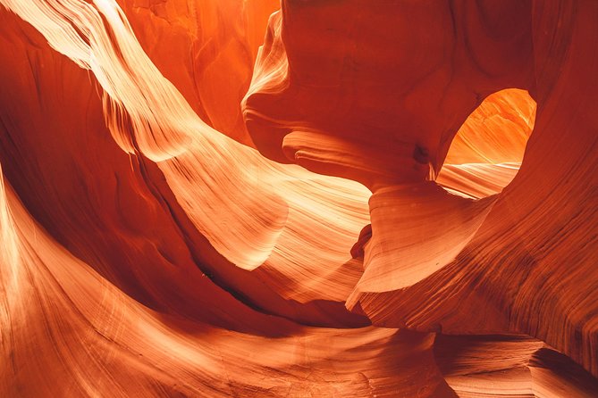 Antelope Canyon and Horseshoe Bend Small Group Tour from Vegas - Wahweap Overlook at Lake Powell: a short break that matters