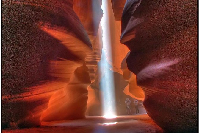 Antelope Canyon and Horseshoe Bend Tour from Sedona - Upper Antelope Canyon: Where the Photos Live or Die