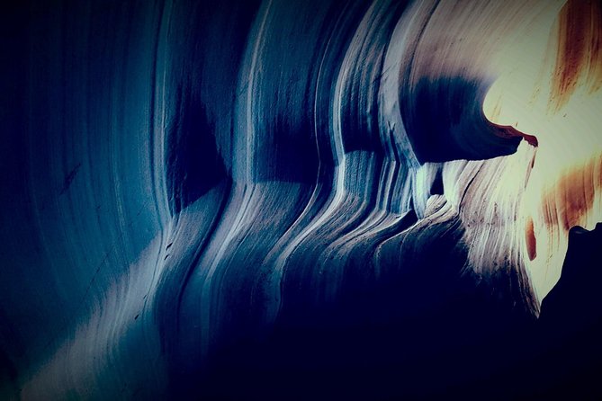 Antelope Canyon and Horseshoe Bend Tour from Sedona - Horseshoe Bend Overlook, the 3/4 Mile Walk, and Big River Views