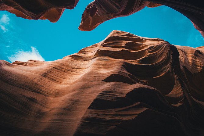 Antelope Canyon & Horseshoe Bend from Vegas, Lunch, Free WiFi - Starting at Treasure Island and Settling Into Coach Comfort