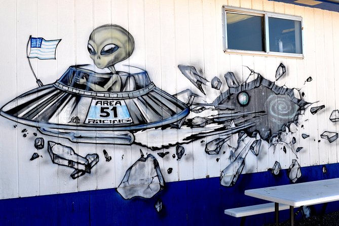 Area 51 Day Tour from Las Vegas with Alien and UFO Hotspots - Little ALeInn: the included lunch break and Alien Burger moment