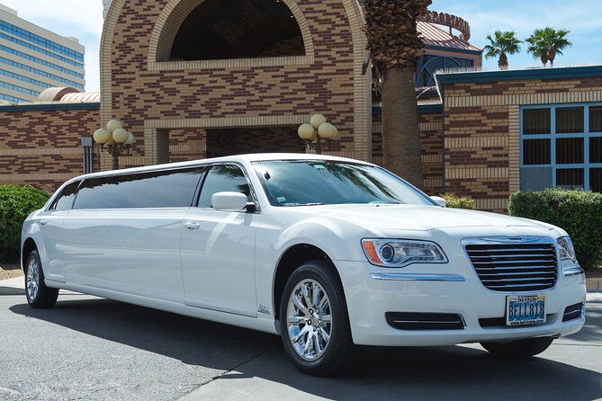 Arrival Transfer: Private Luxury 8 Passenger Limousine Service - Driver Service Quality: What the Reviews Emphasize