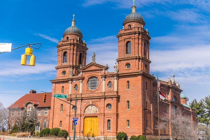 Asheville Insider Guided Walking Tour - Where You Start at Pack Square, and Why It Sets the Tone
