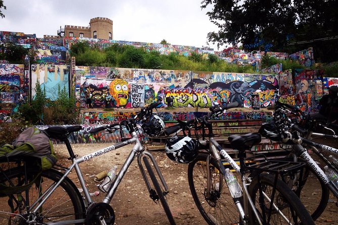 Austin in a Nutshell Bike Tour with a Local Guide - Pace, Distance, and Bike Fitness: Plan for Heat