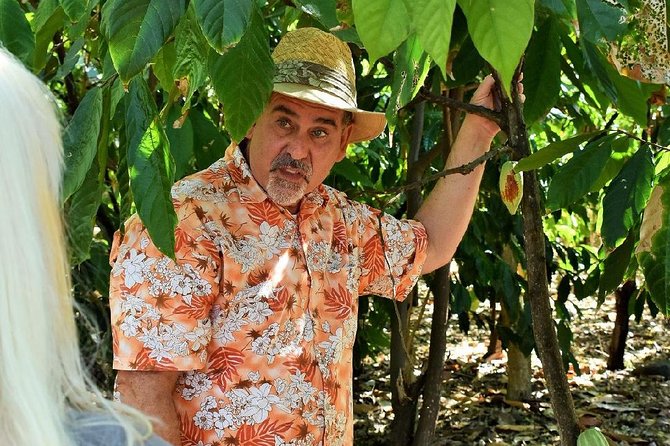 Award Winning Farm Tour: Coffee, Chocolate and Unique Gifts - Meet the farm team: Greg Colden’s humor and Marty Corrigan’s stewardship