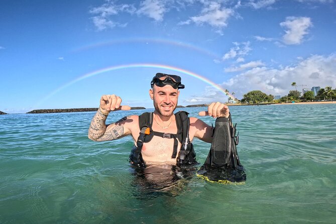 Beginner Scuba Diving Experience with Video Package in Honolulu - The video package: your underwater proof, not just phone photos