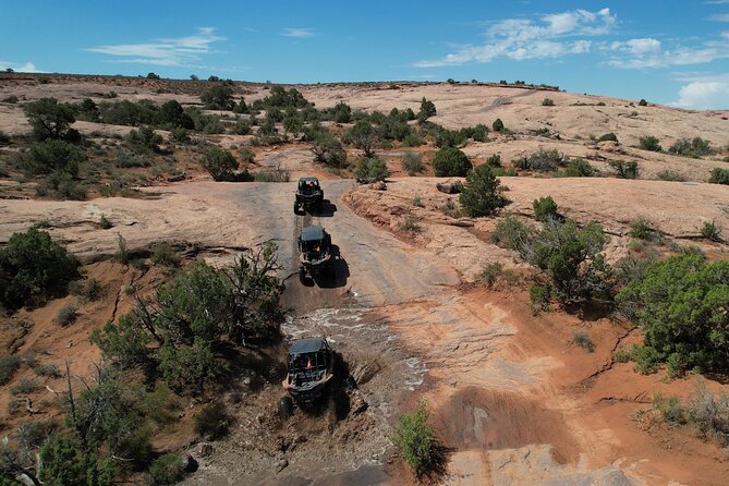 BEST! Hell's Revenge U-Drive 4X4 Tour in Moab +Dinosaur Tracks! - Hell’s Revenge is the main event, with dinosaur tracks for the wow factor
