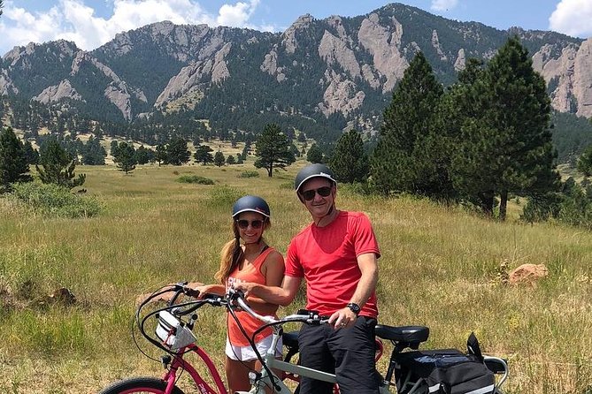 Best of Boulder E-Bike Tour - Folsom Field to Central Park: sports, tea house talk, and a farmer’s market tip