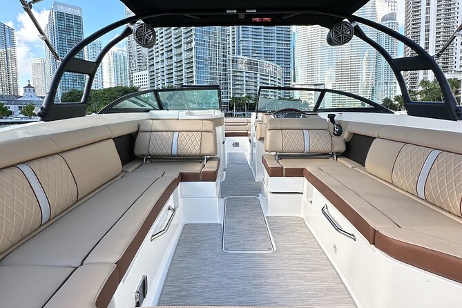 Best of Miami: Private Top-Rated Boat Charter & Guided Experience - Miami River to Biscayne Bay: The Route That Naturally Creates Great Photos