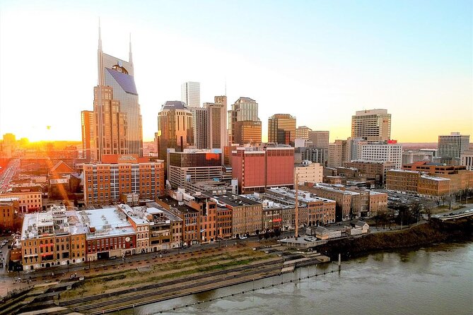 Best of Nashville City Sightseeing Tour on Double Decker Bus - What the Live Driver-Guide Adds, Beyond Just Driving Past Landmarks