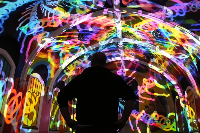 BEYOND Light Show & Meditation - Timing and show schedule, with the :20 past the hour detail