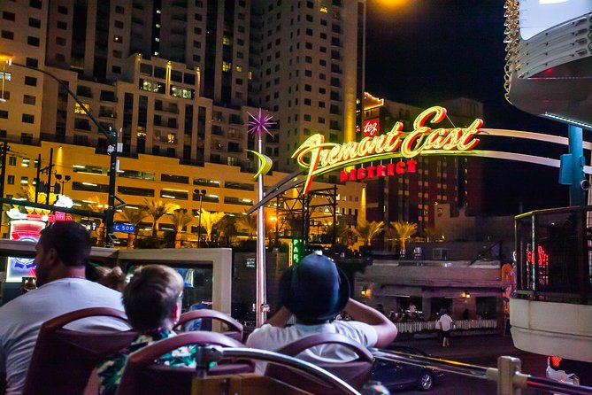 Big Bus Las Vegas: Sightseeing Night Tour by Open-Top Bus - Drinks and the 21+ adult 8 PM option