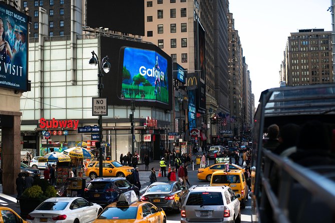Big Bus NYC: Hop-On Hop-Off Sightseeing Tour by Open-top Bus - Tickets: 24, 48, and 72 Hours, and How to Pick
