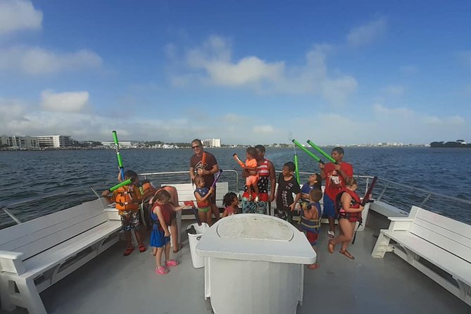 Big Fun Dolphin Cruise & Sealife Experiece ORANGE BEACH ALABAMA - The sea life experience: the hands-on part is the main event