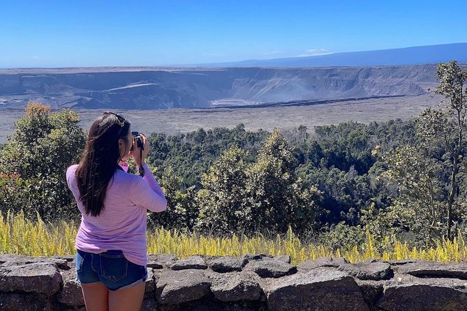 Big Island in a Day: Volcanoes Waterfalls Sightseeing and History - Getting Your Bearings on the Big Island From Kona