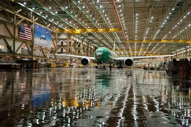 Boeing Factory Tour with Guided Transport from Seattle - Inside the Boeing Production Hall: big scale, strict rules, real assembly lines