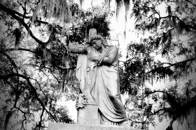 Bonaventure Cemetery Walking Tour with Transportation - Price and Value: How $48 Works When Transportation Is Included