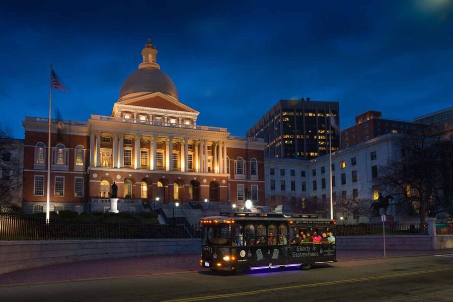 Boston: 1.5-Hour Ghosts and Gravestones Tour - Should You Book This Ghosts and Gravestones Tour?