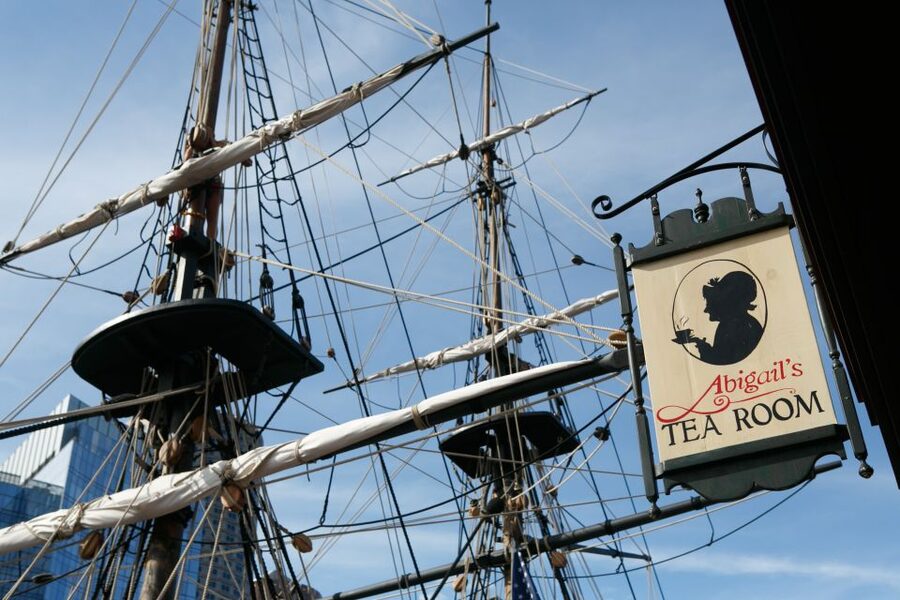 Boston: Boston Tea Party Ships and Museum Interactive Tour - Quick Hits Before You Go