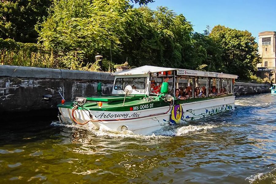 Boston Duck Tour: The Original and World-Famous - The Charles River splash, what you will see and why it changes everything