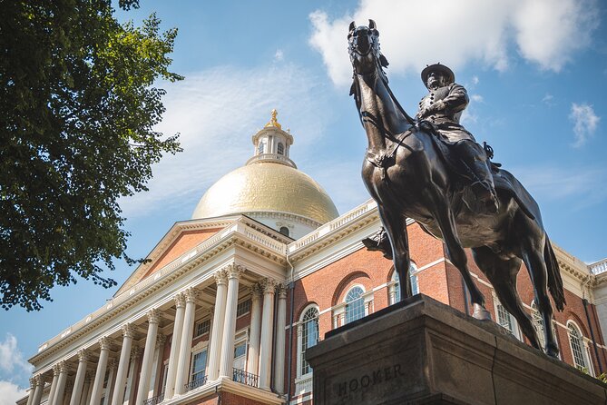 Boston History Tour: Scenic Walk Through Time & Landmarks - Granary Burying Ground’s 1660 start, and the Public Garden’s Revolution links