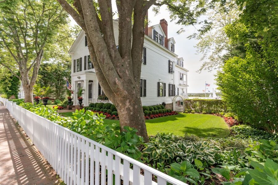 Boston: Martha's Vineyard Day Trip with Optional Island Tour - Price Check: Is $129 Good Value?
