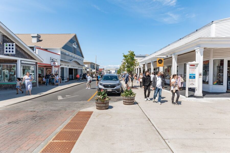 Boston: Martha's Vineyard Day Trip with Optional Island Tour - Who Should Book It, and Who Might Skip It