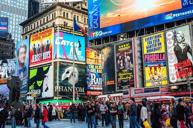 Broadway and Times Square Insider Tour with Theater Professional - Broadway Theatre Stop: Seeing Marquees Like a Theater Person