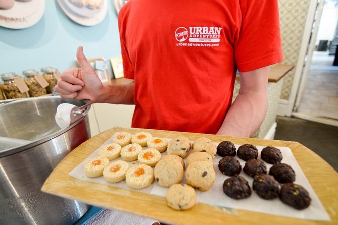 Brooklyn Food Walking Tour: Local Eats & Family‑Run Shops - Stop 1 on Smith Street: the mom-and-pop restaurant district opener