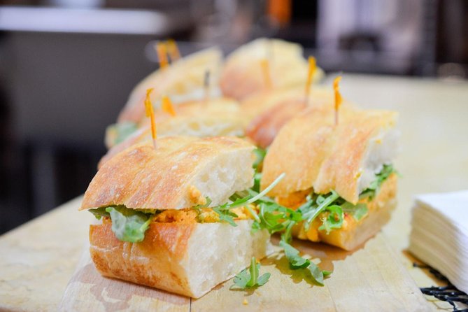 Brooklyn Food Walking Tour: Local Eats & Family‑Run Shops - Cobble Hill’s brownstones and parks: where the food tour turns scenic