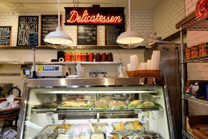 Brooklyn Food Walking Tour: Local Eats & Family‑Run Shops - Brooklyn Heights and Atlantic Avenue: Middle Eastern bakery energy